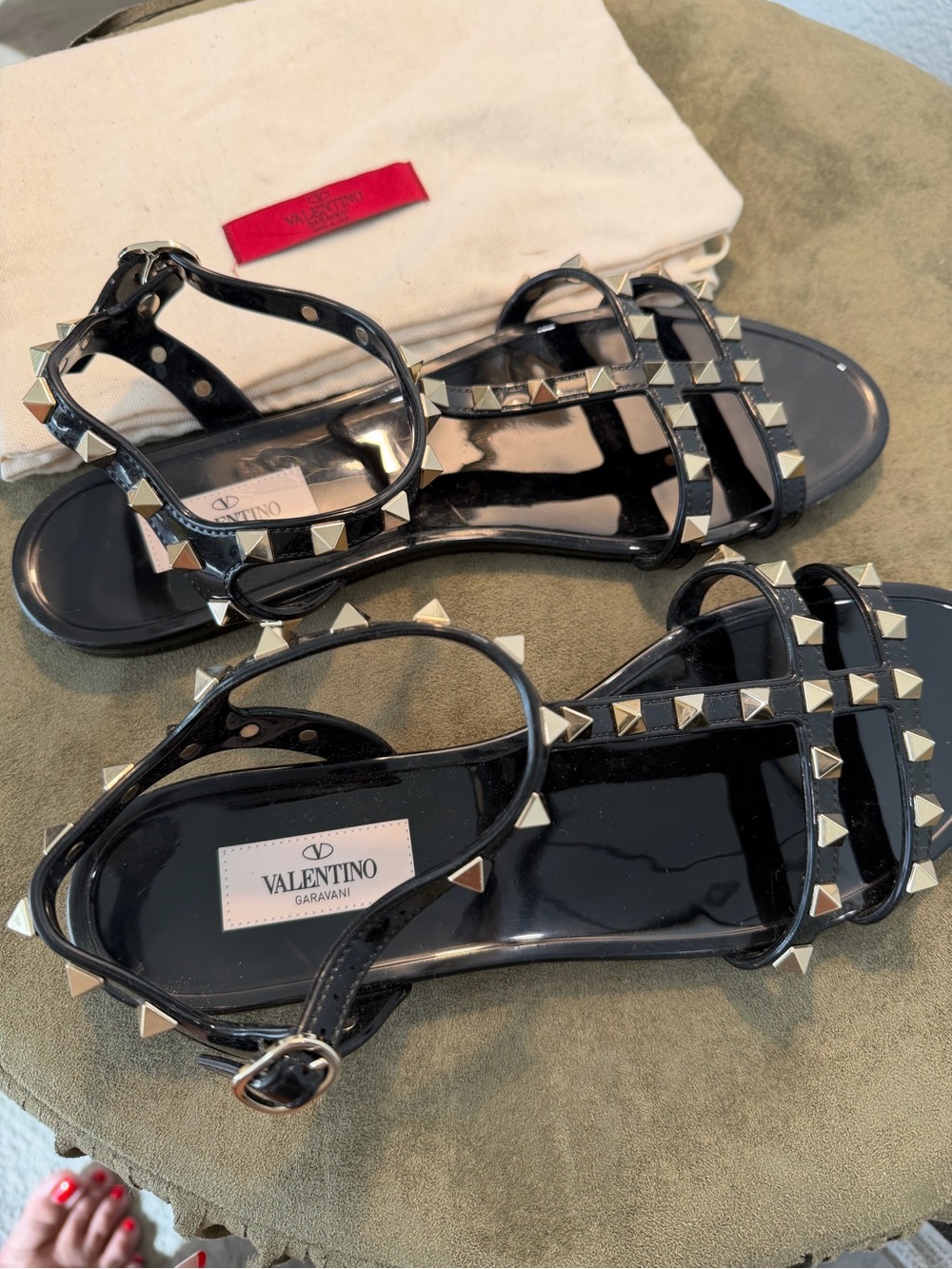 Valentino Garavani Black Patent Rockstud Strappy Sandals - Picture 3 of 5